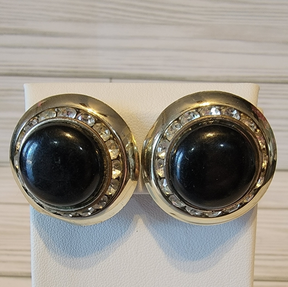 Vintage Oversized Black Cabochon Rhinestone Gold Tone Clip On Earrings